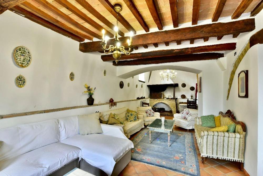 Agriturismo Corvaia Radicofani Exterior photo