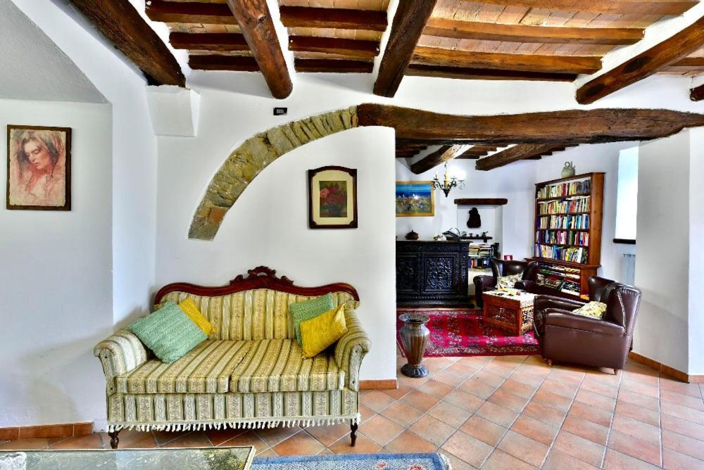 Agriturismo Corvaia Radicofani Exterior photo