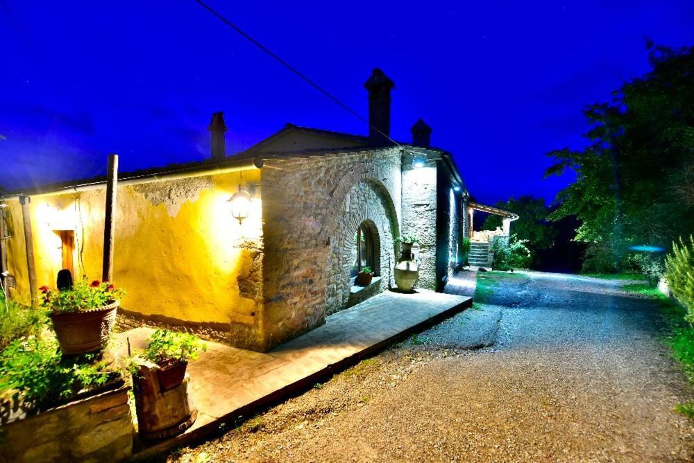 Agriturismo Corvaia Radicofani Exterior photo