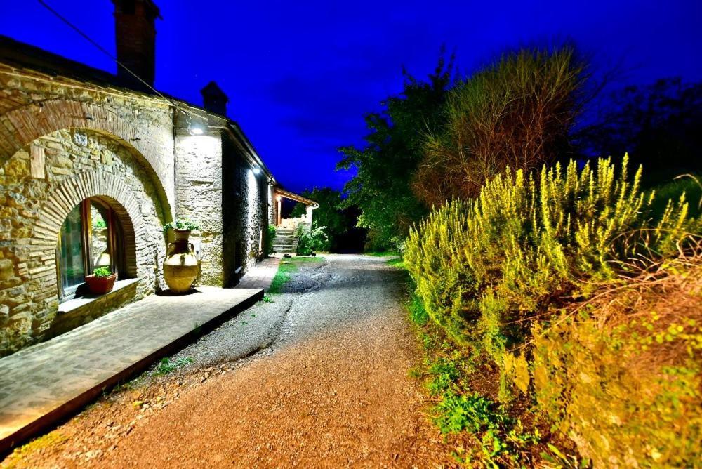 Agriturismo Corvaia Radicofani Exterior photo