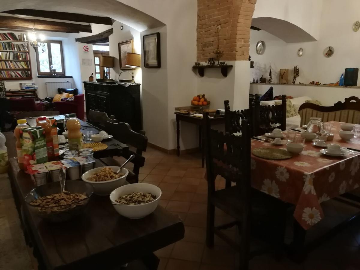 Agriturismo Corvaia Radicofani Exterior photo